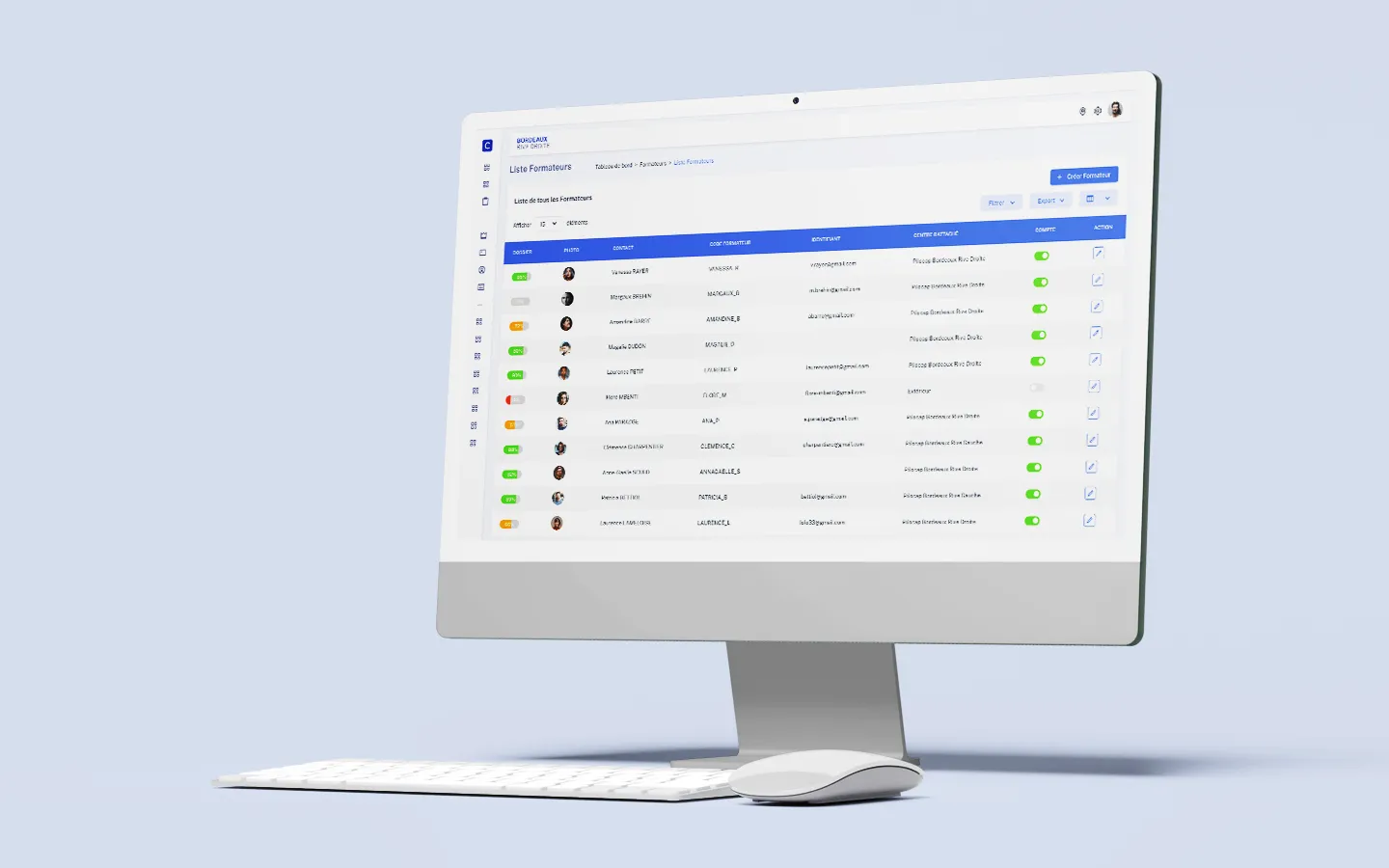 Écran d'imac présentant l'interface de la web application clickapp!