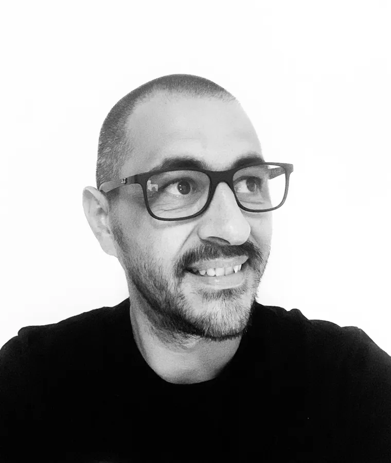 Portrait d'Olivier Berthonnière en noir et blanc